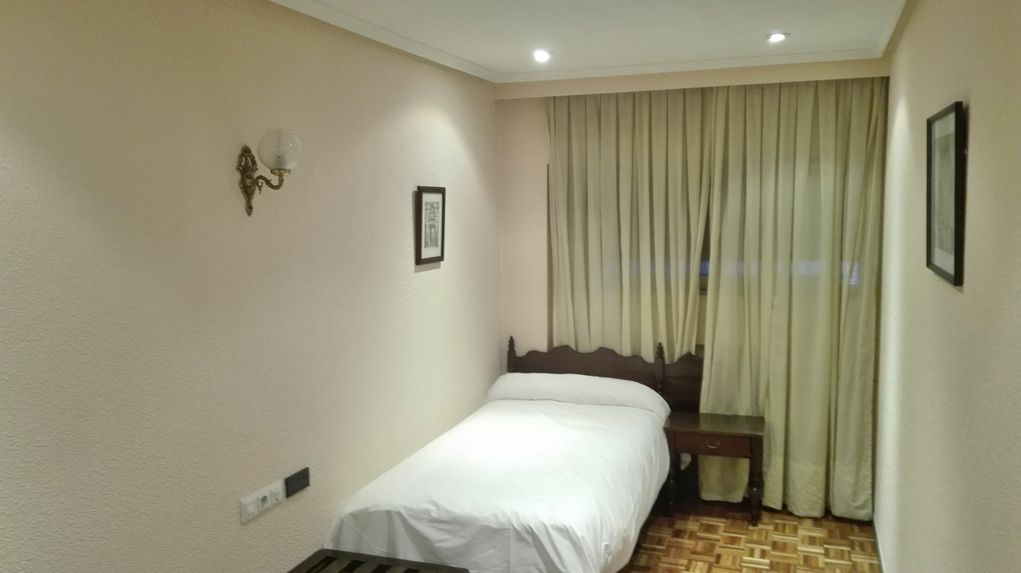 Hotel Castellano Centro Salamanca Esterno foto